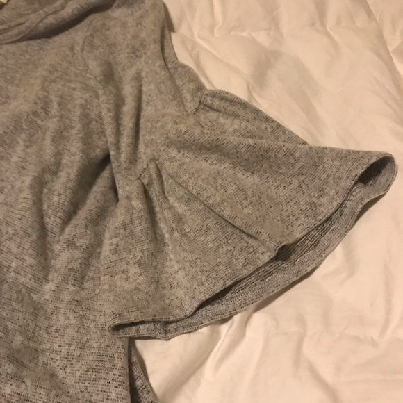 Top - Picture 2 of 3